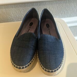 Dr. Scholl’s denim espadrilles